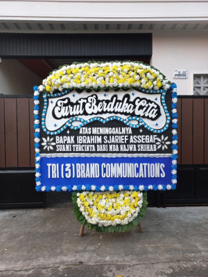 Papan Bunga Duka di Bandar Sakti